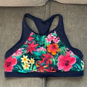 EUC Tommy Bahama reversible bikini top/sports bra
